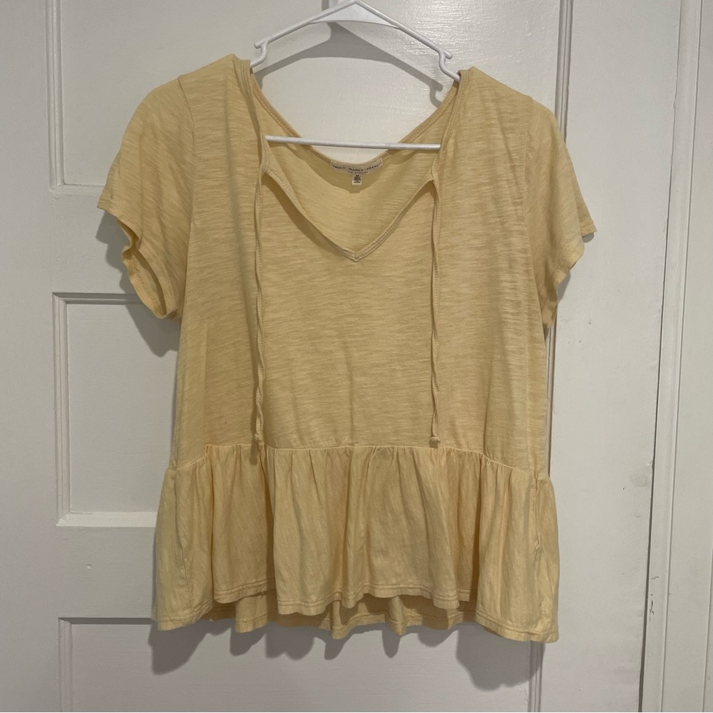 Yellow peplum short sleeved top | size medium | perfect used condition